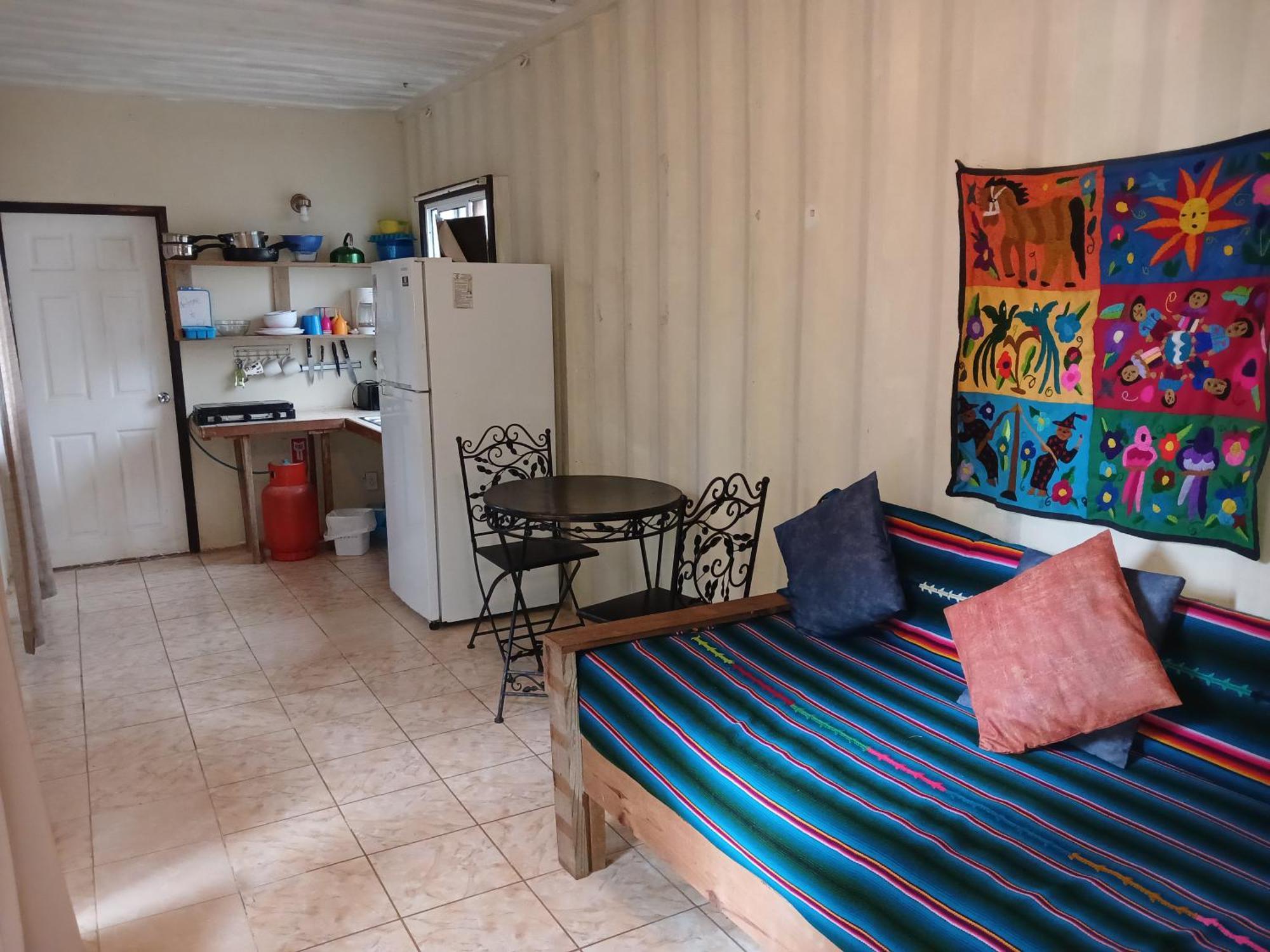 Roatan Backpackers' Hostel Sandy Bay ภายนอก รูปภาพ